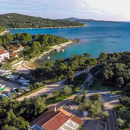 With Parking Space Artatore, Losinj - 24890 Apartmán