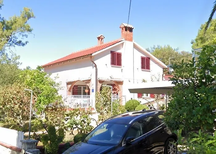 With Parking Space Artatore, Losinj - 24890 Διαμέρισμα Čunski